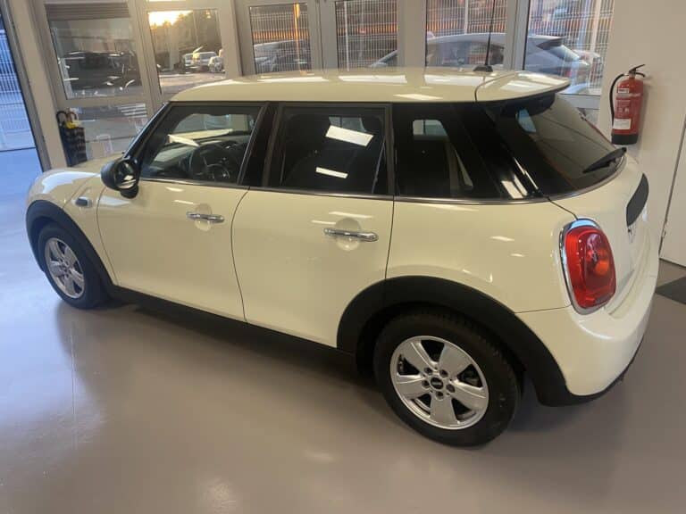 Pyb Car MINI ONE D 5P. - PYB CARS
